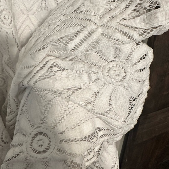 Lilly Pulitzer top and skirt set - Picture 4 of 7